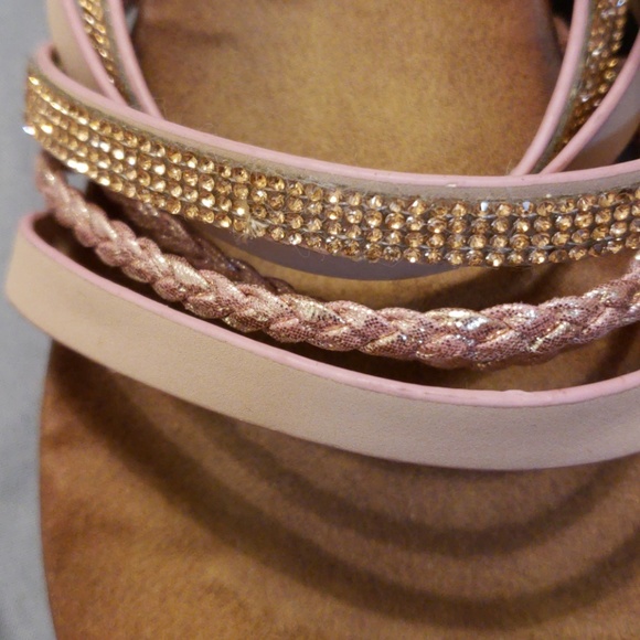 Boho flip-flops. - Picture 6 of 8